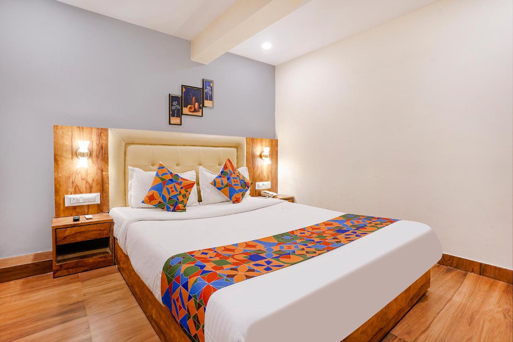 Fabhotel Grand Prime Nr Nesco Hotel Mumbai Exterior photo